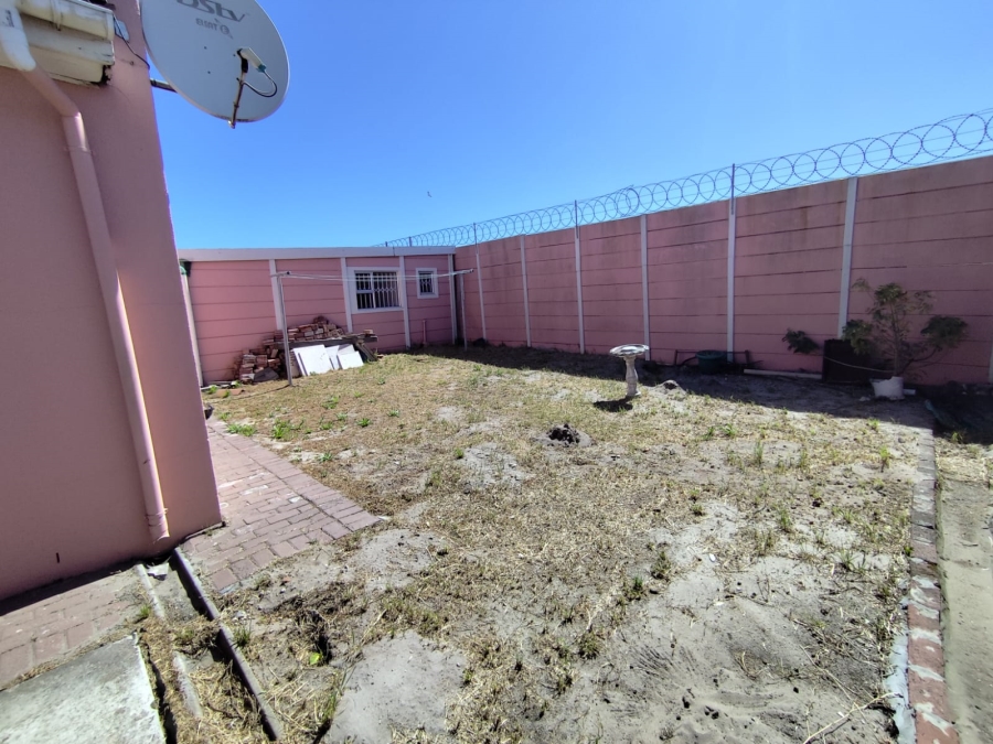 3 Bedroom Property for Sale in Ottery Western Cape